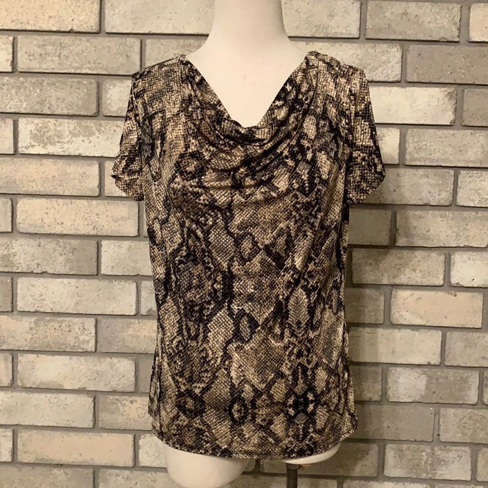3for$20 short sleeve blouse small